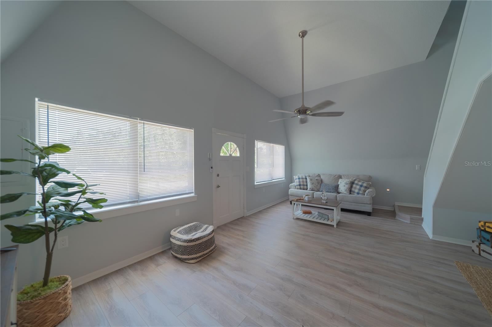 BAY POINT CORR OF - Residential