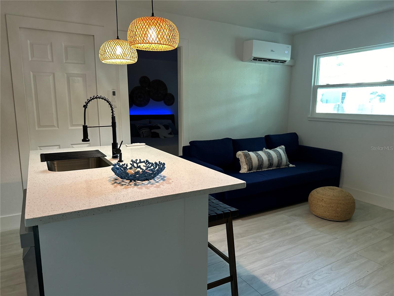 BAY POINT CORR OF - Residential