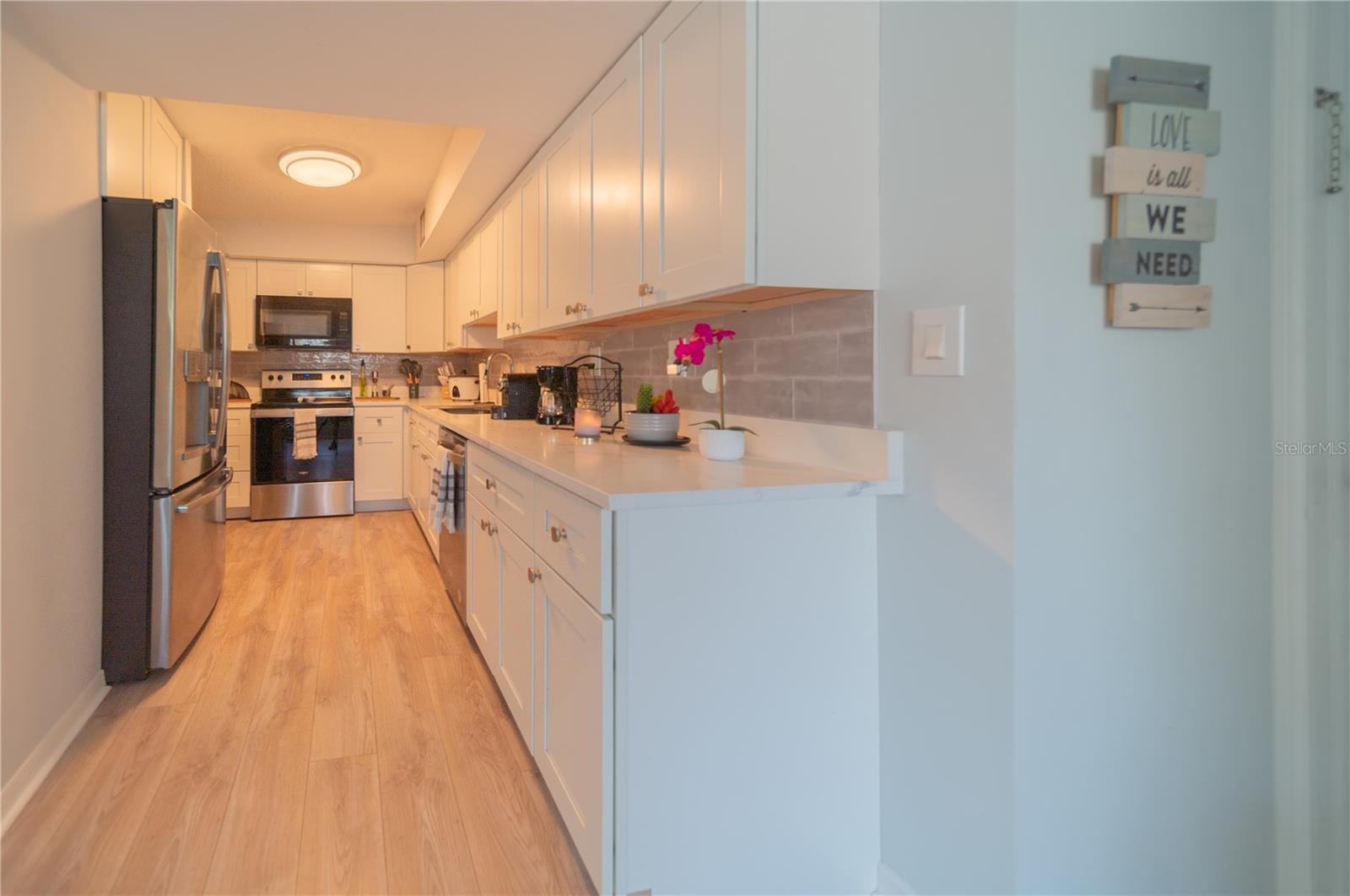 BAY POINT CORR OF - Residential