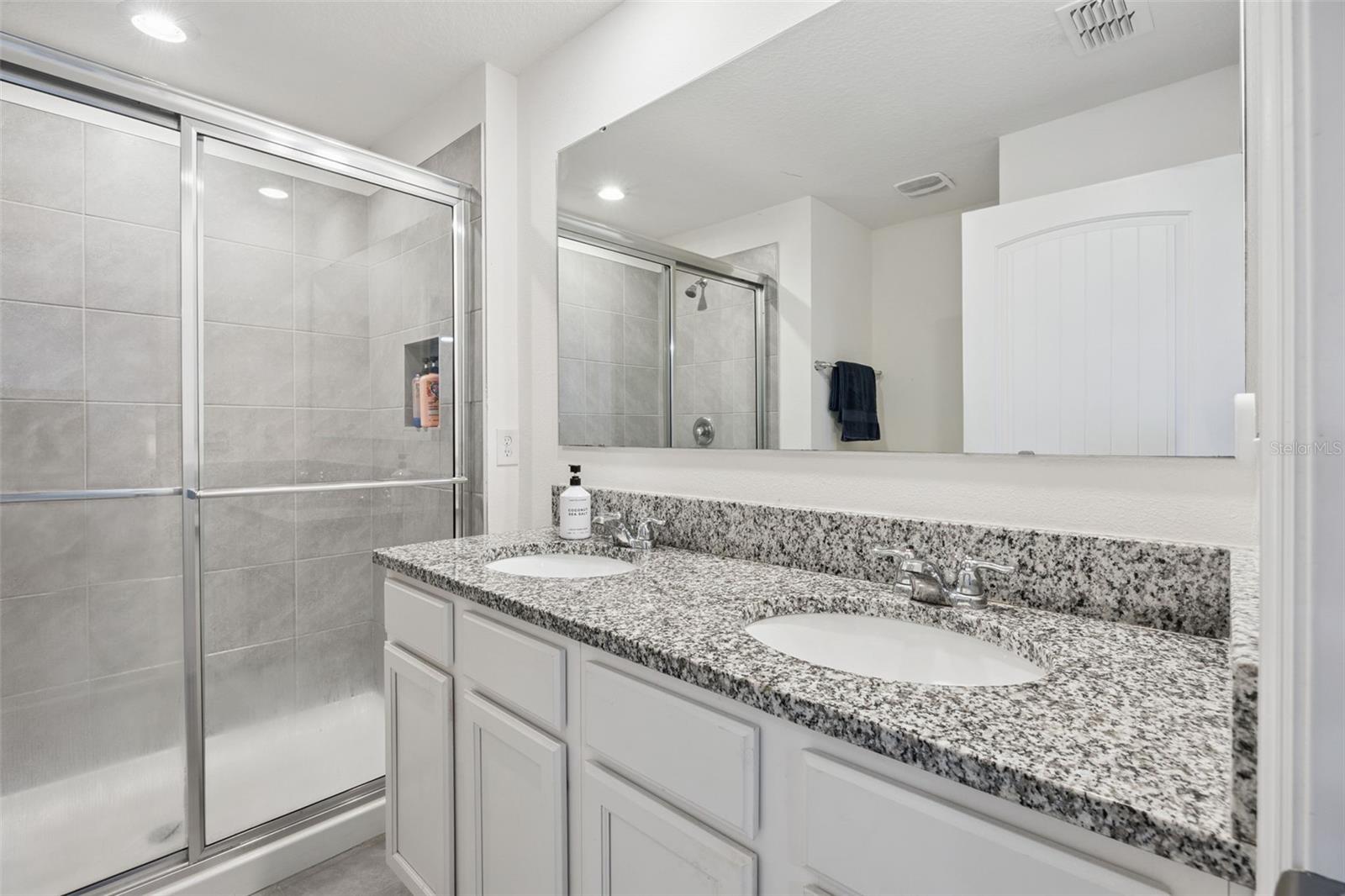 WATERLEIGH PH 4A - Residential Lease