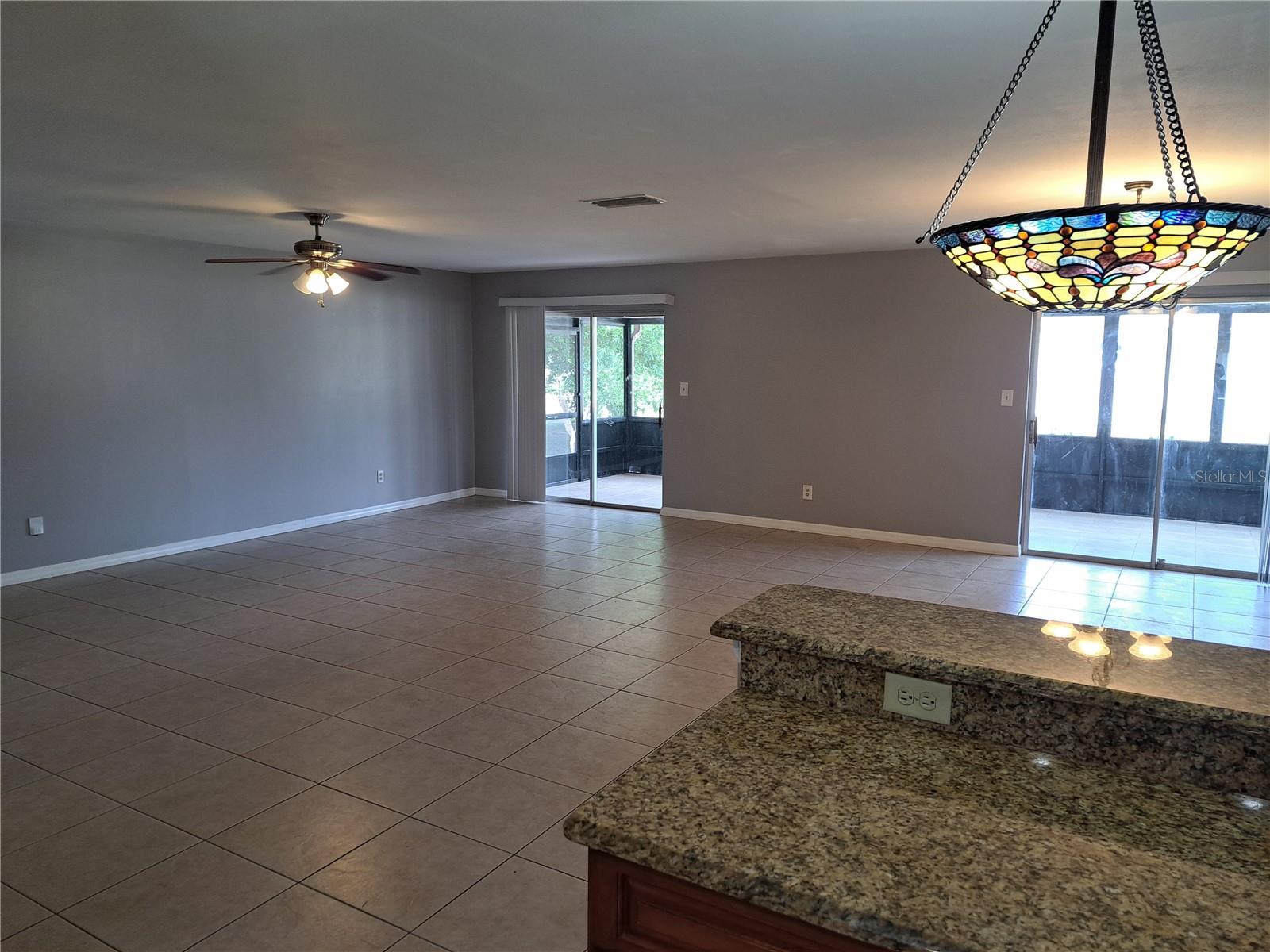 5005 LINDSAY COURT
