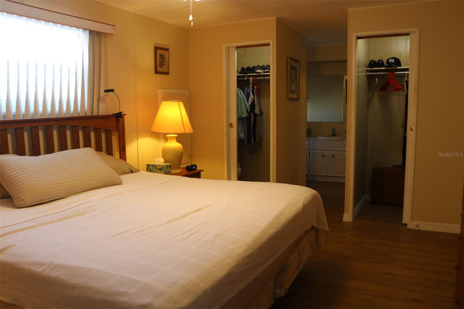 LA CASA MHP CO-OP - Residential