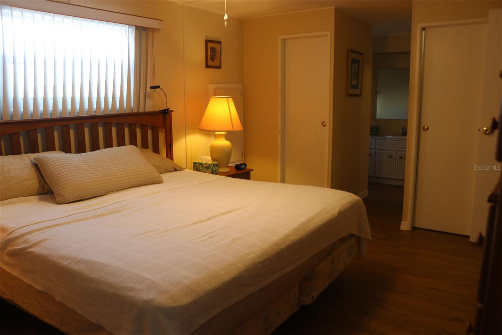 LA CASA MHP CO-OP - Residential