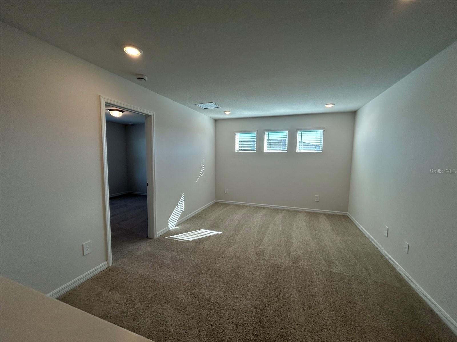 TWIN LAKES PH 7A - Residential Lease