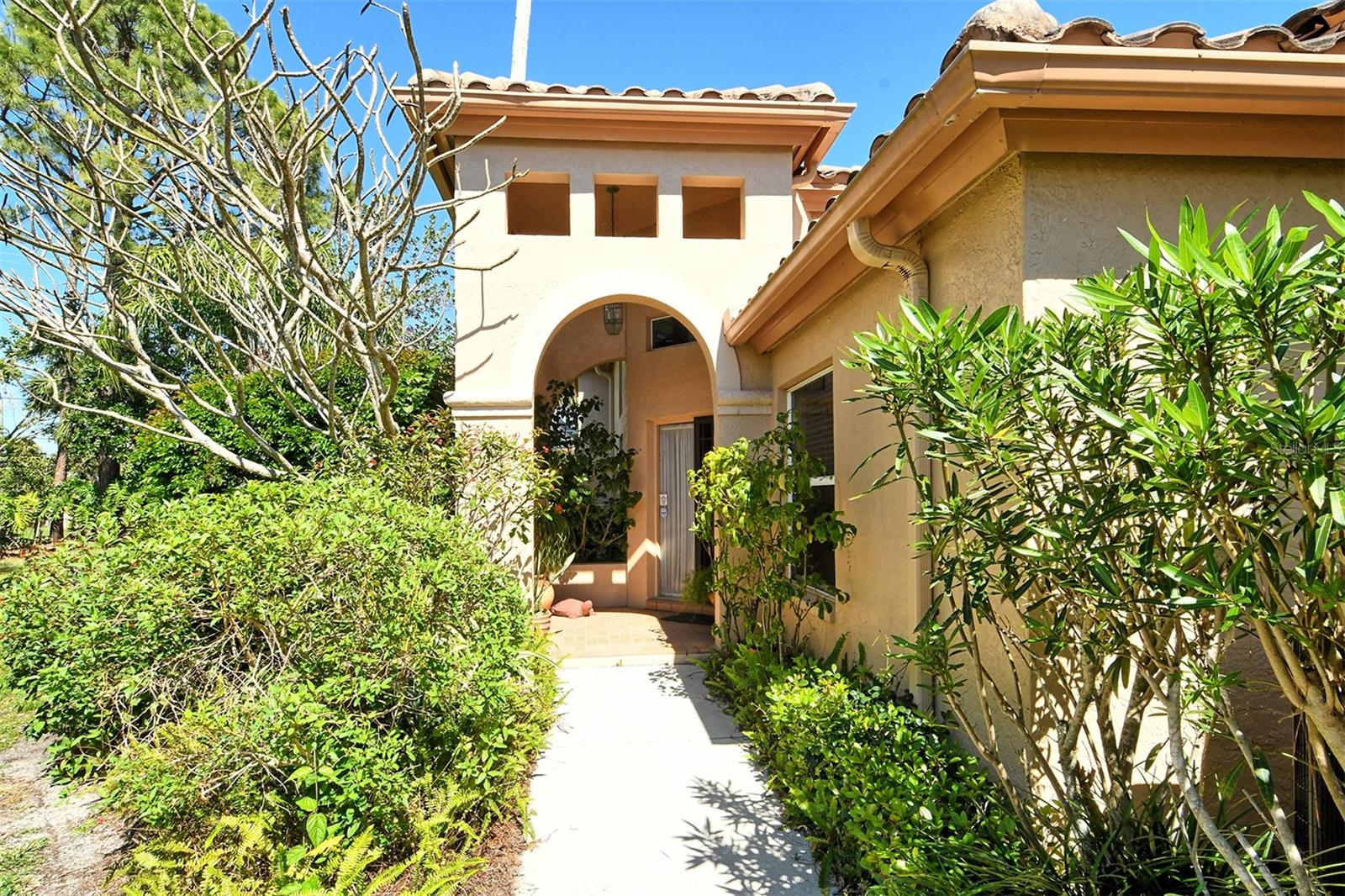 4141 ENTRADA COURT