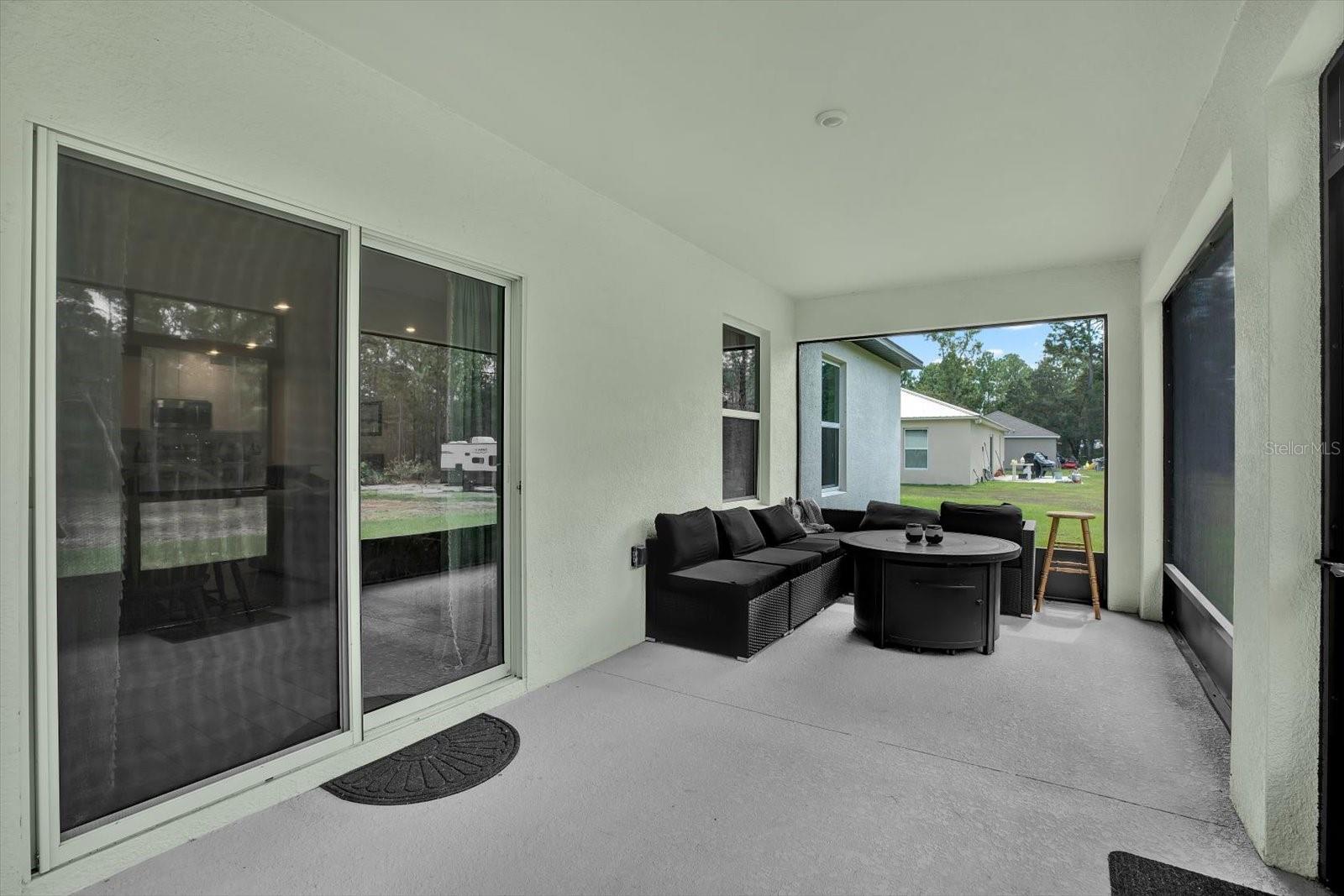 ROYAL HIGHLANDS - Residential Lease