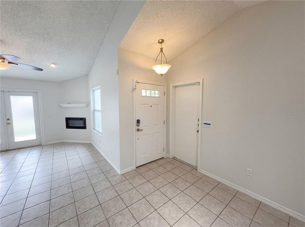 Photo of 2000 Plainfield Drive, Orlando, FL 32812 (MLS # O6397969)