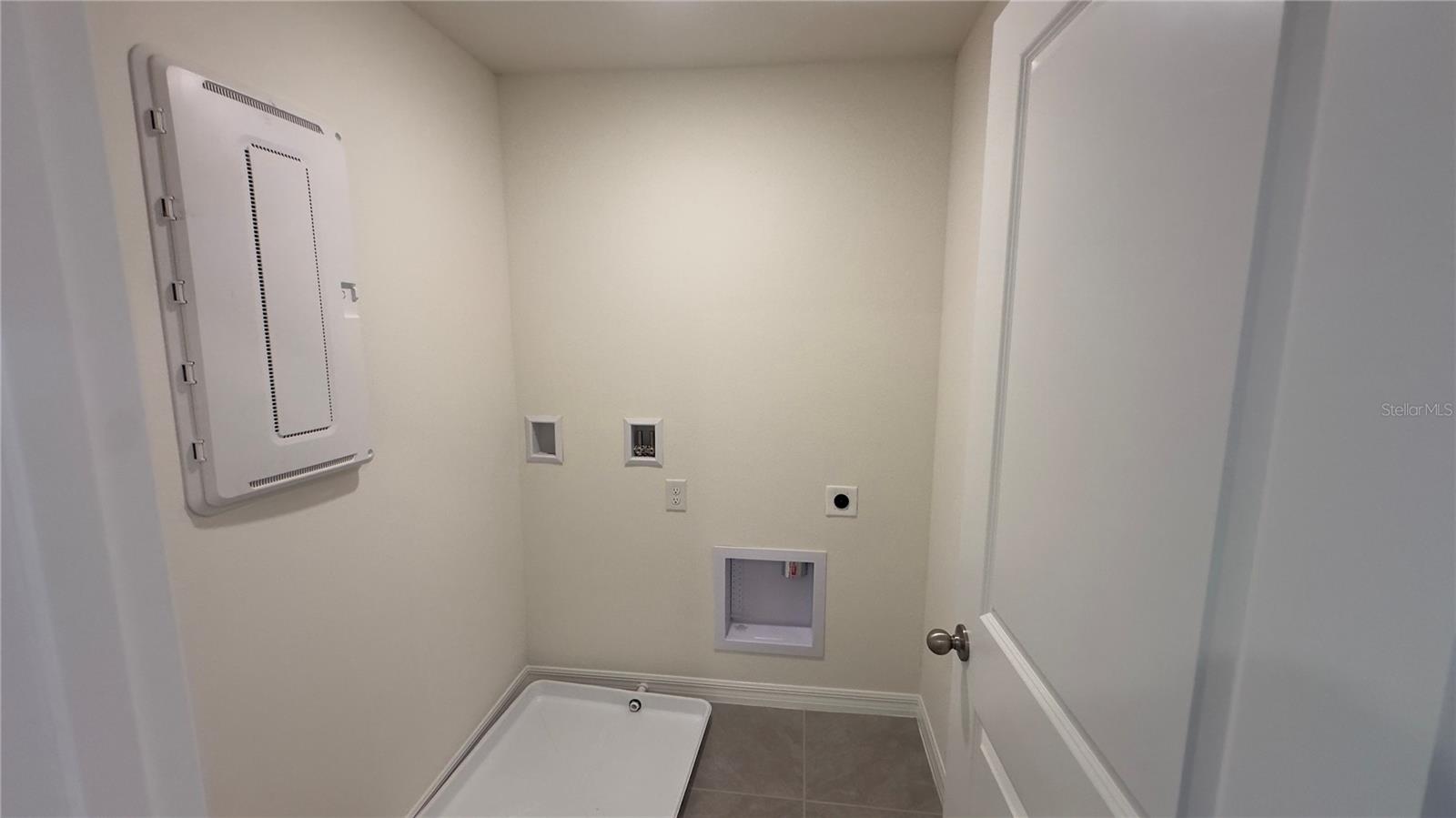 PRESTON COVE PH 1 & 2 - Residential Lease