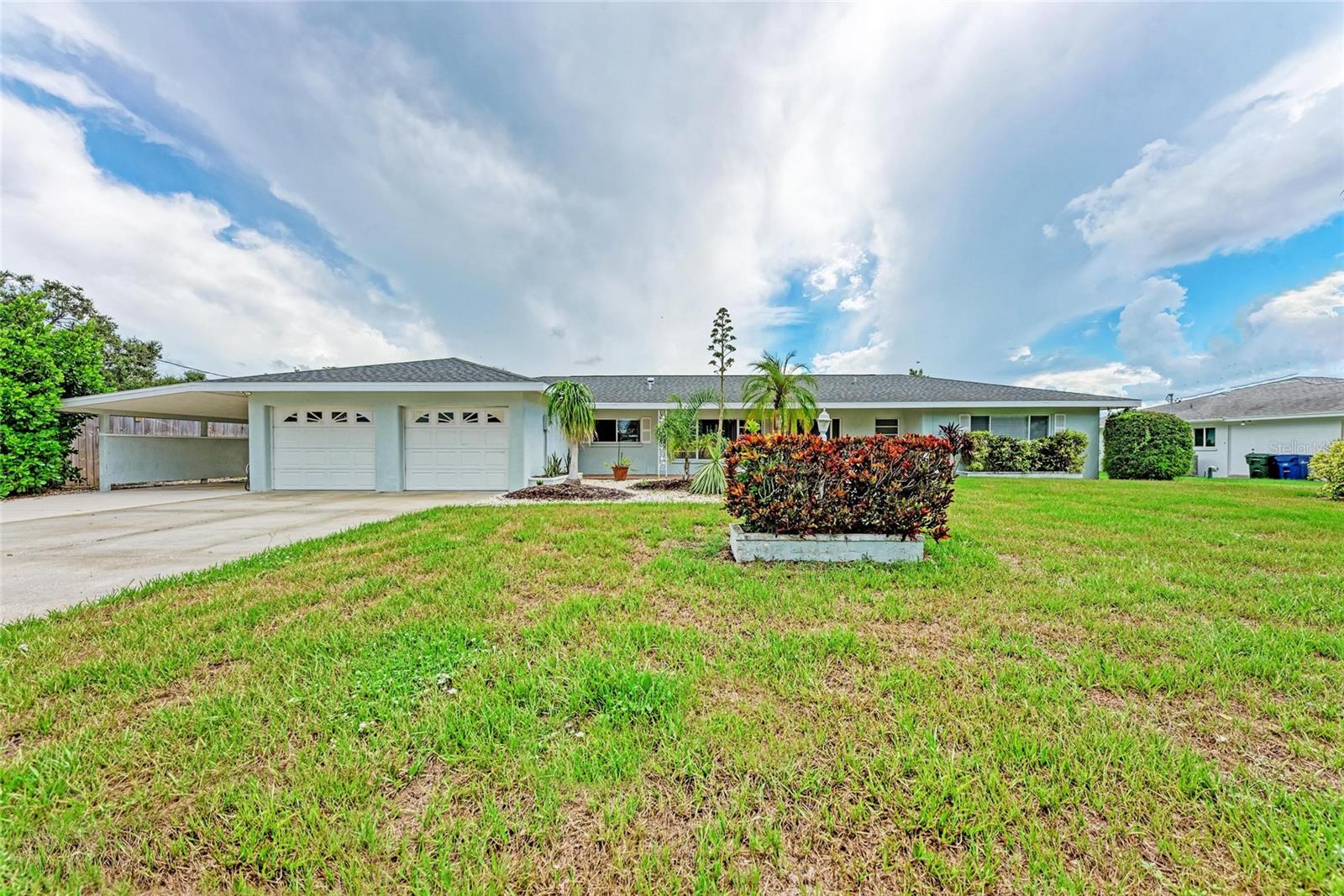 SOUTH GATE - Residential