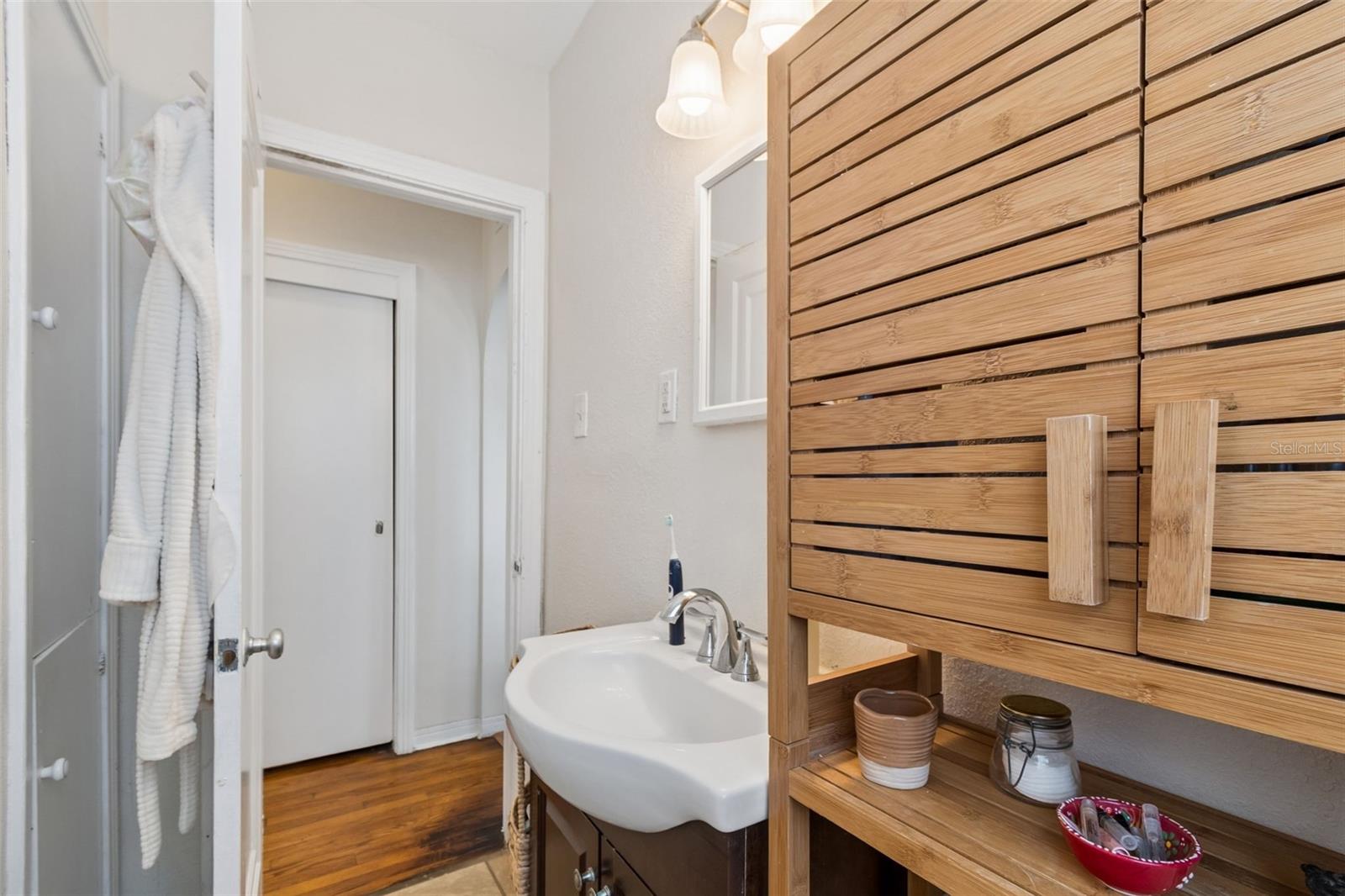 WASHINGTON HEIGHTS - Residential Income