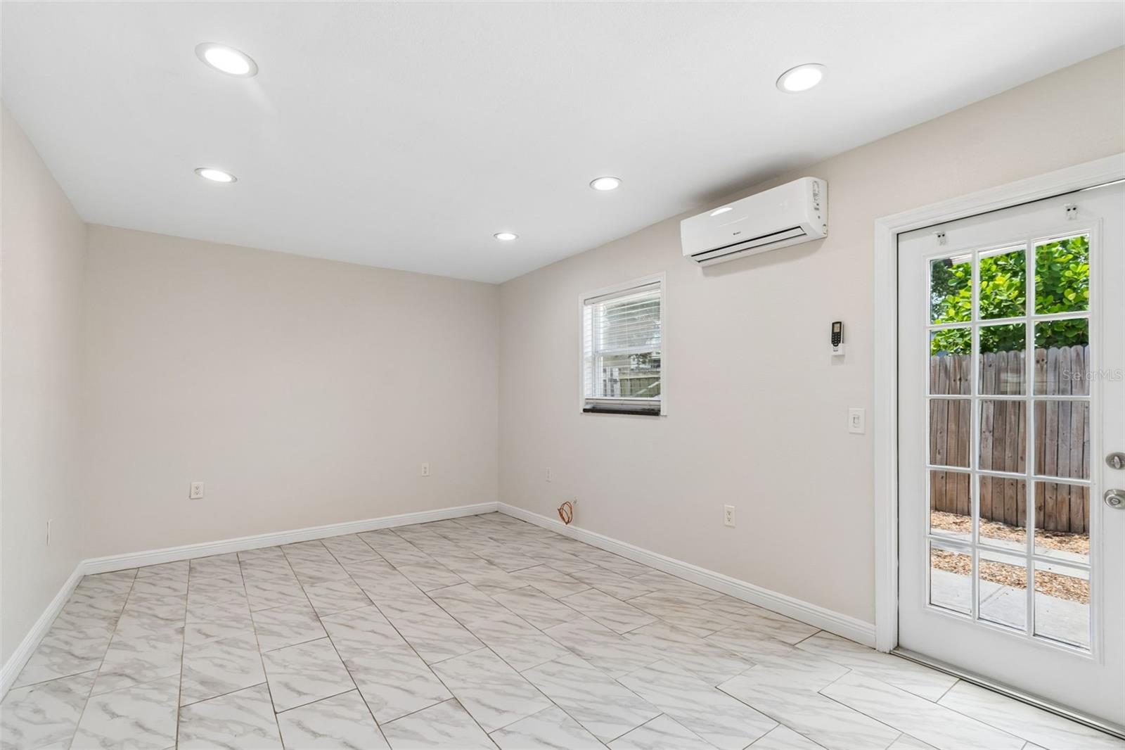 WASHINGTON HEIGHTS - Residential Income
