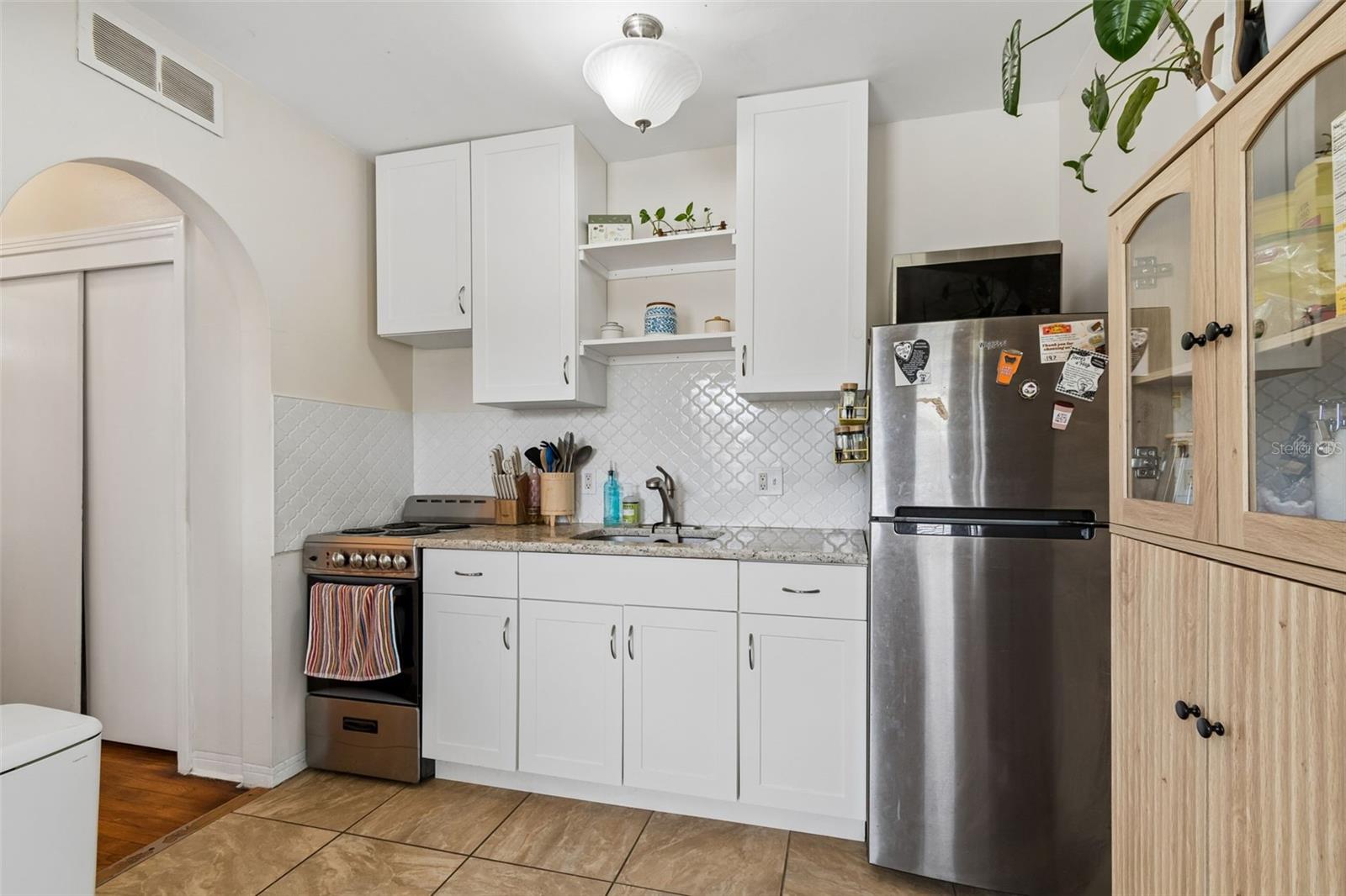 WASHINGTON HEIGHTS - Residential Income