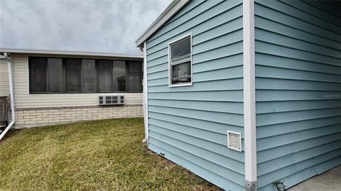 A home in ELLENTON