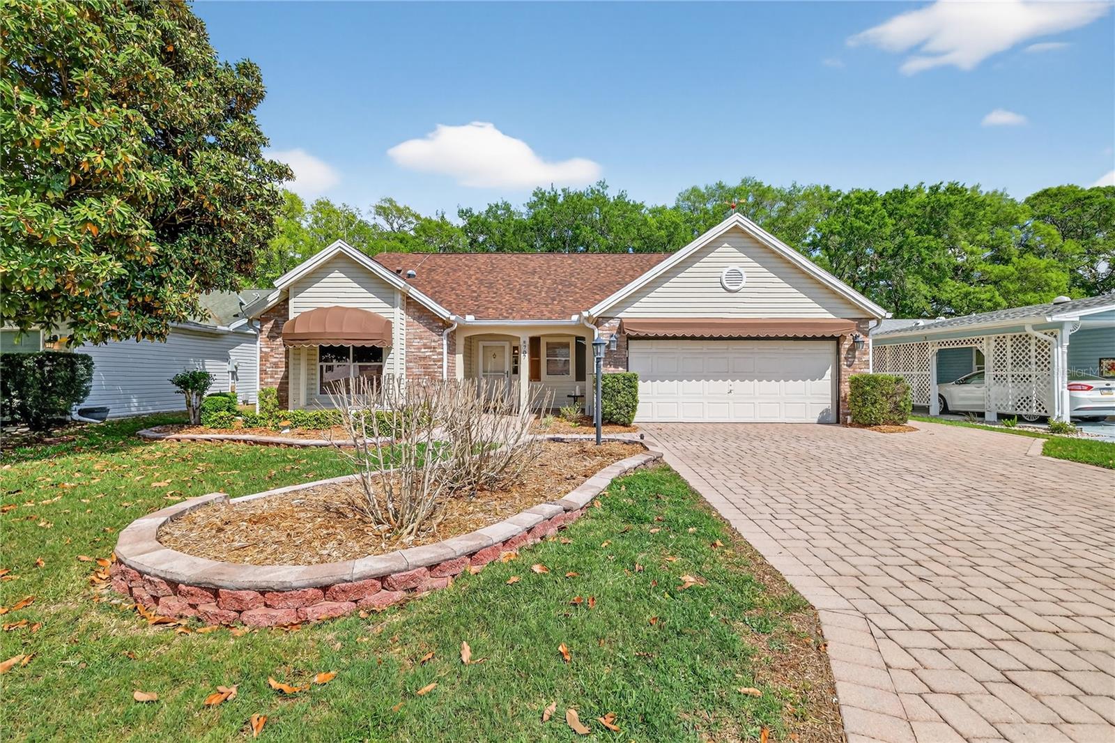 LADY LAKE ORANGE BLOSSOM GARDENS UNIT 16 - Residential