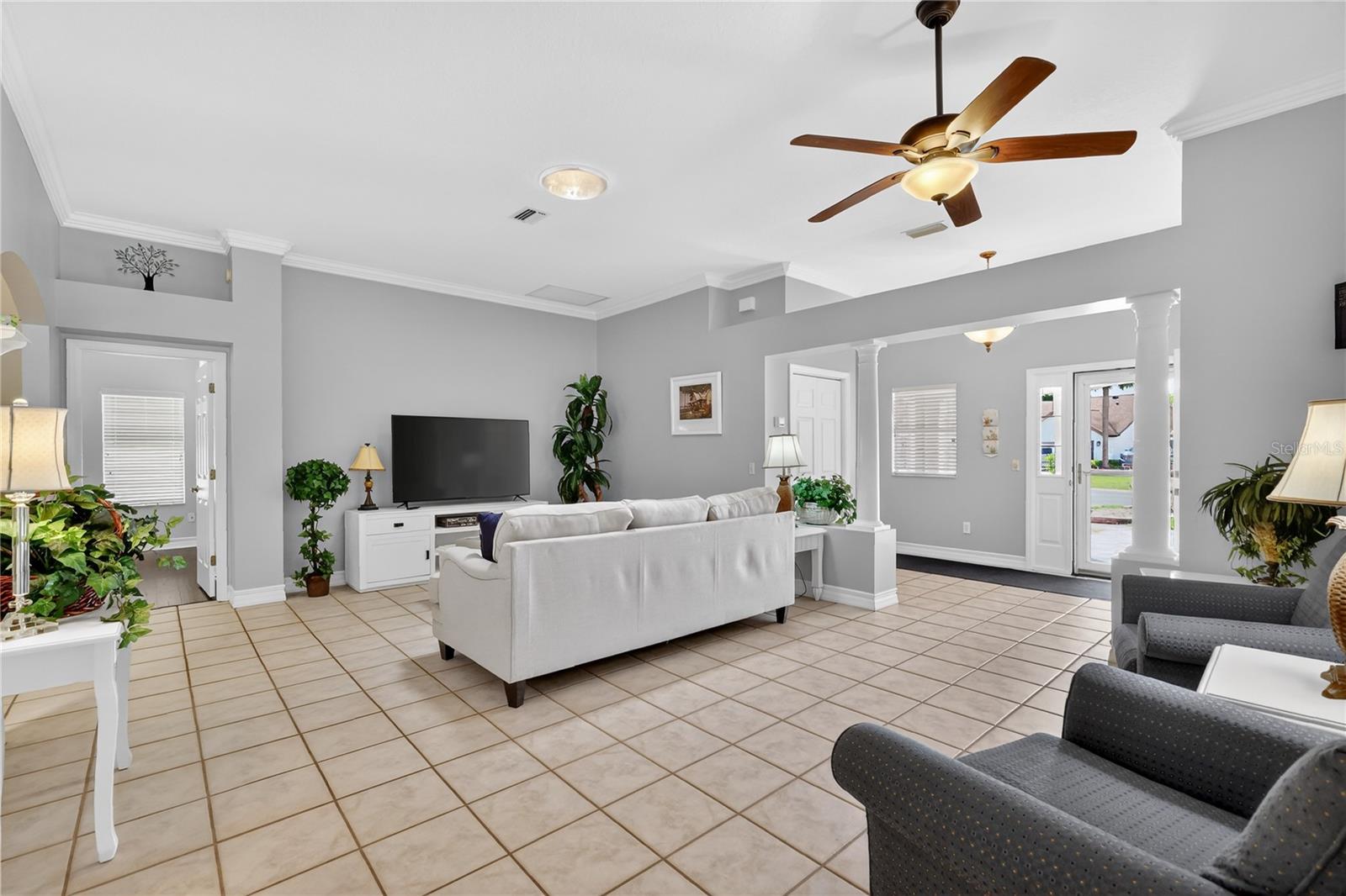 LADY LAKE ORANGE BLOSSOM GARDENS UNIT 16 - Residential