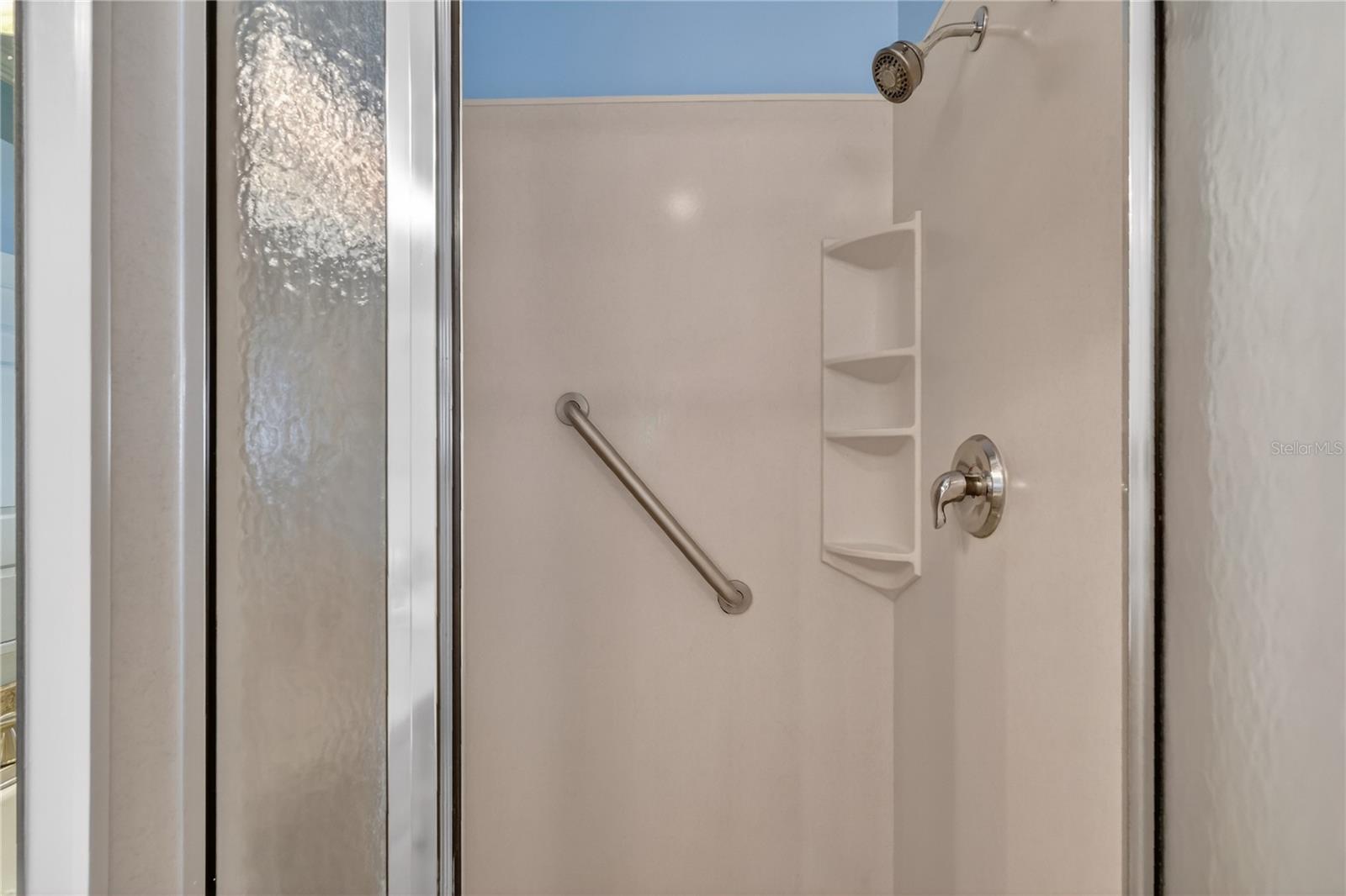 LADY LAKE ORANGE BLOSSOM GARDENS UNIT 16 - Residential