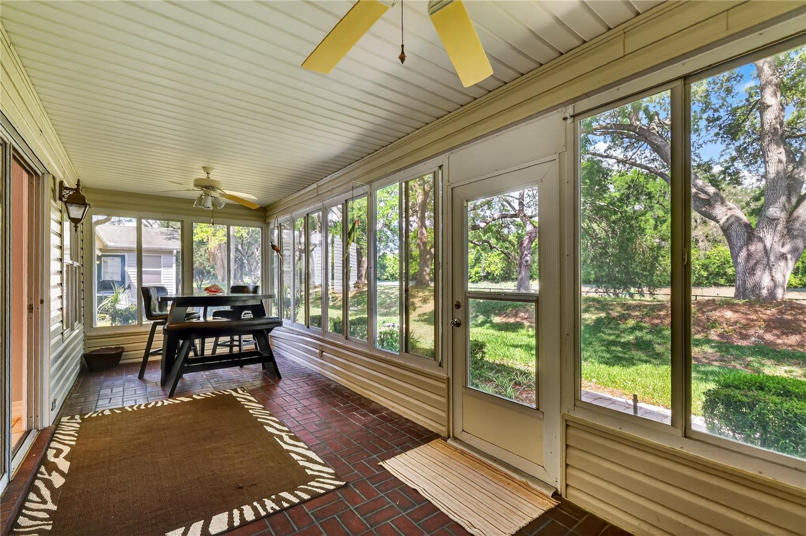 LADY LAKE ORANGE BLOSSOM GARDENS UNIT 16 - Residential