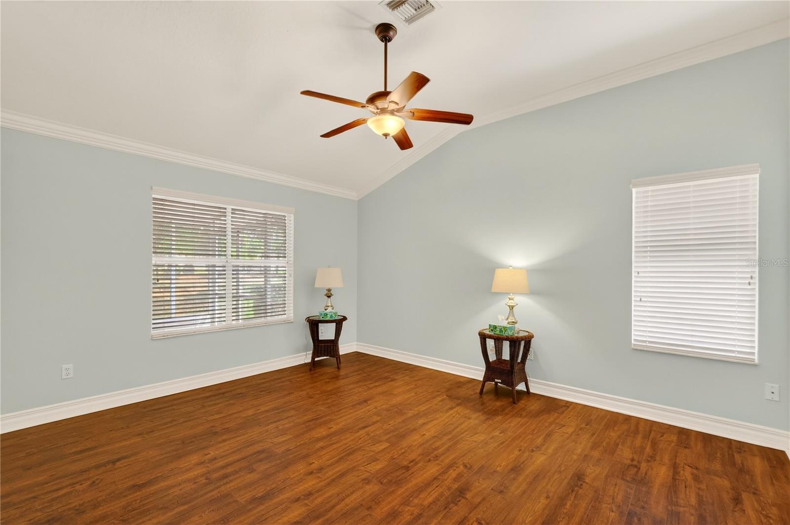 LADY LAKE ORANGE BLOSSOM GARDENS UNIT 16 - Residential