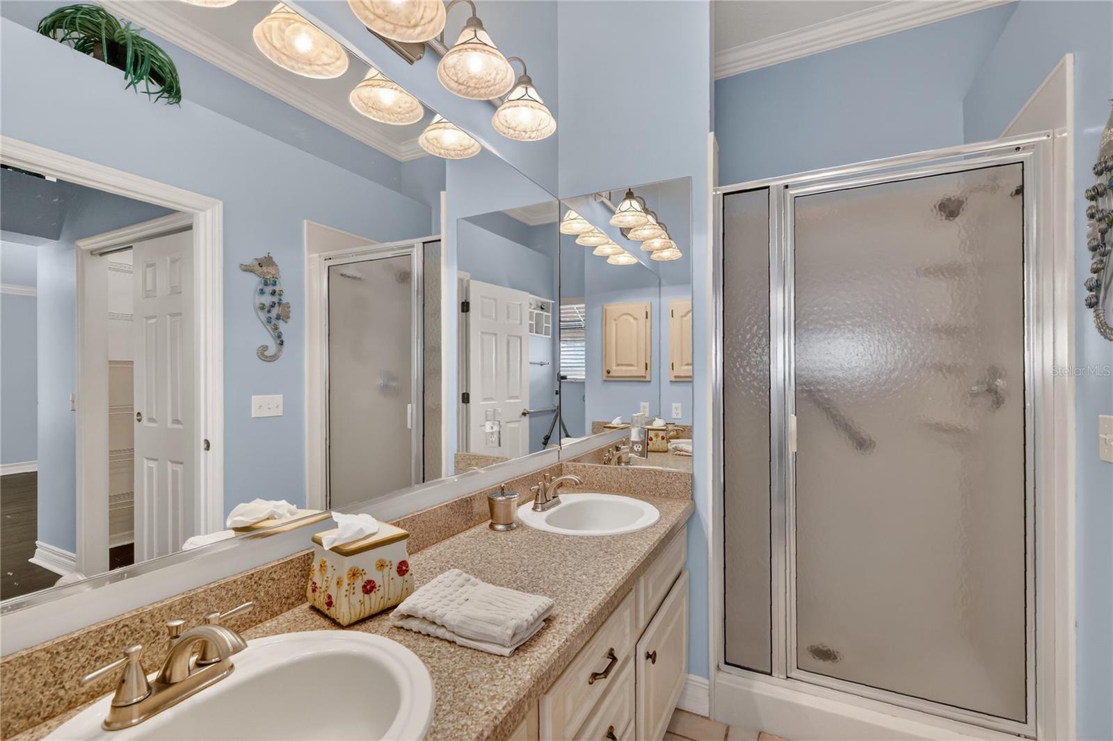 LADY LAKE ORANGE BLOSSOM GARDENS UNIT 16 - Residential