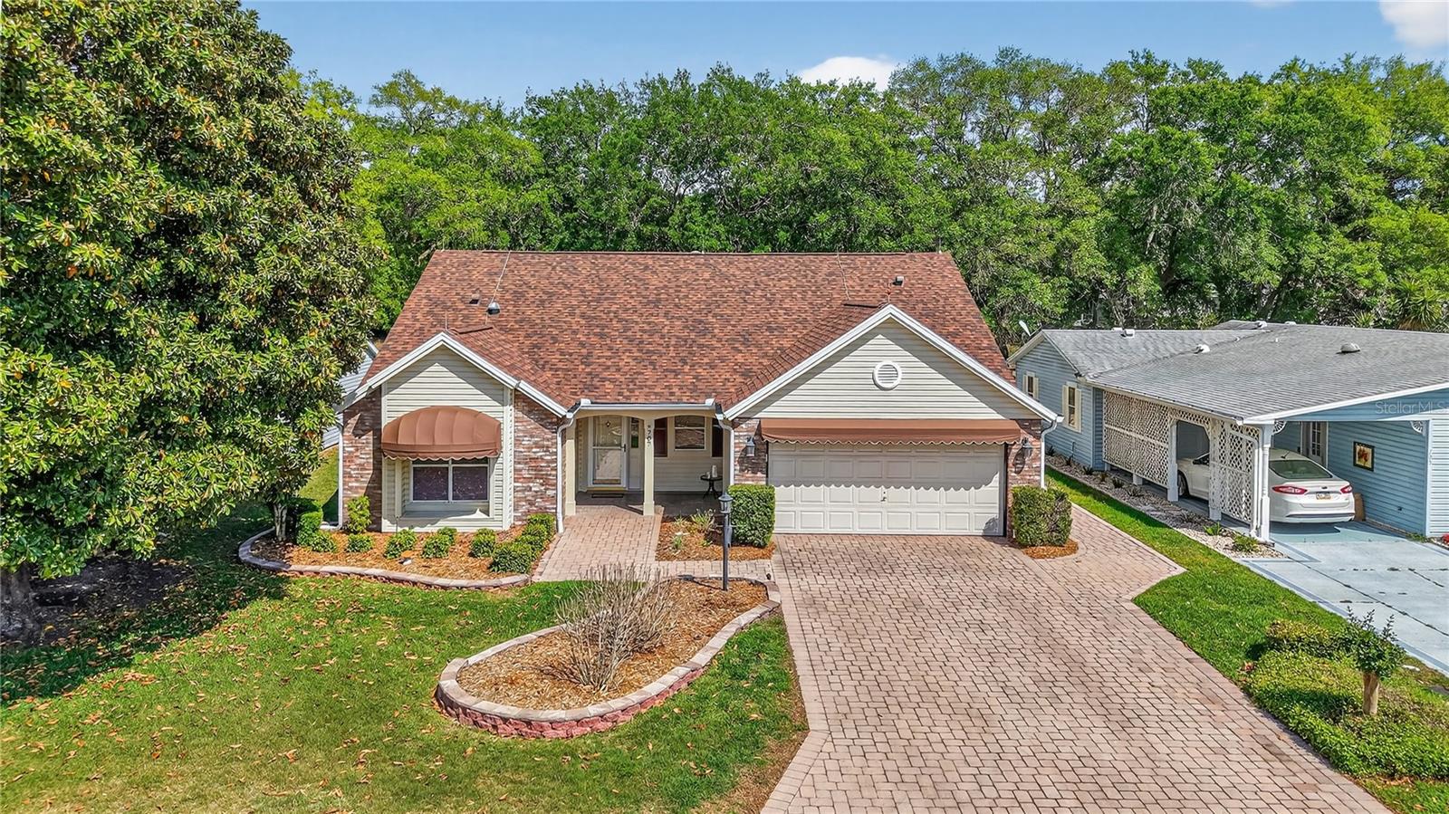 LADY LAKE ORANGE BLOSSOM GARDENS UNIT 16 - Residential