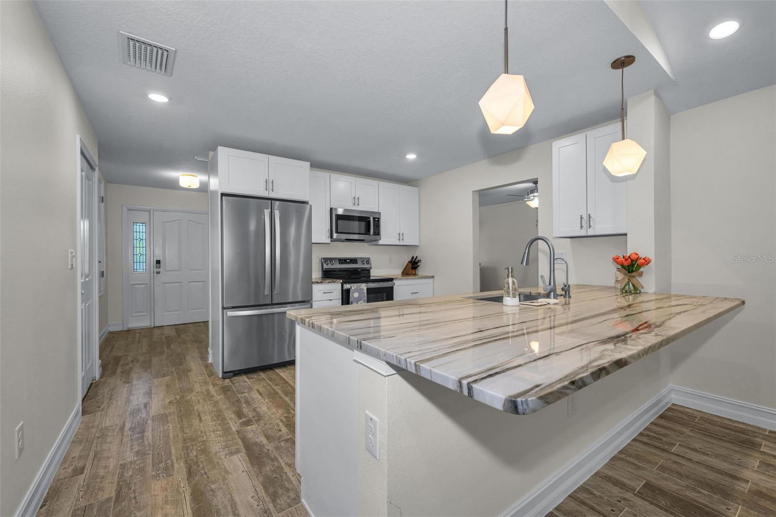 CONNERS LAKE FRONT ESTATES - Residential