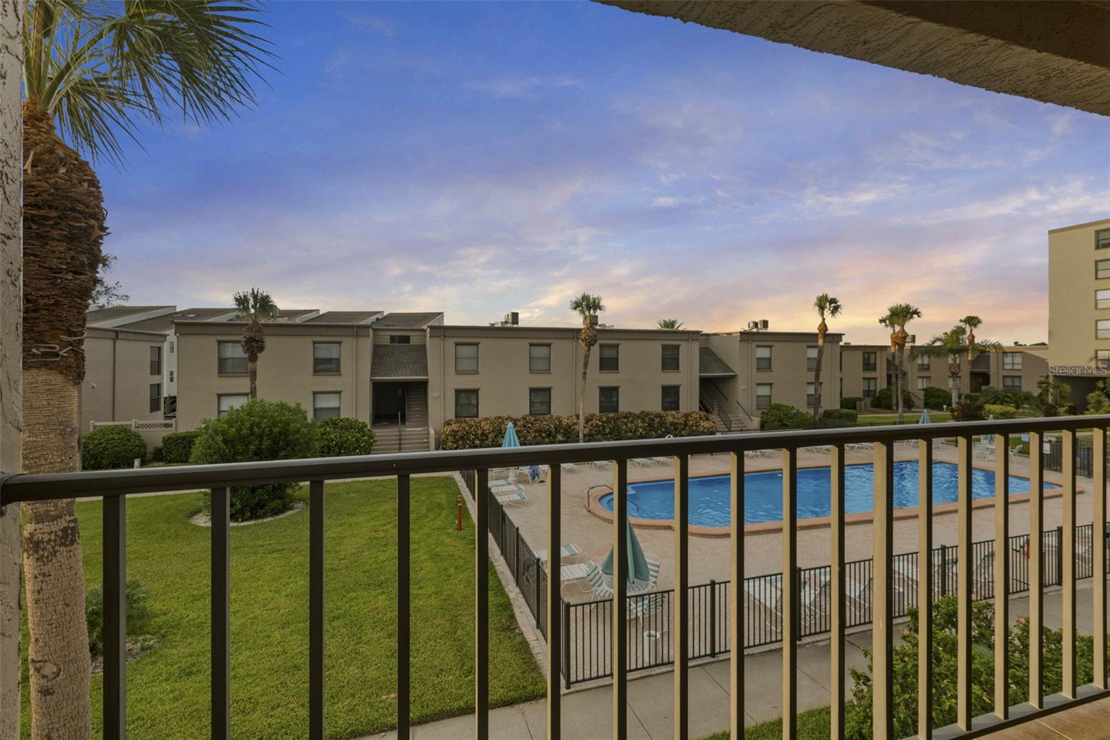 SEA CLUB OF INDIAN SHORES - Residential