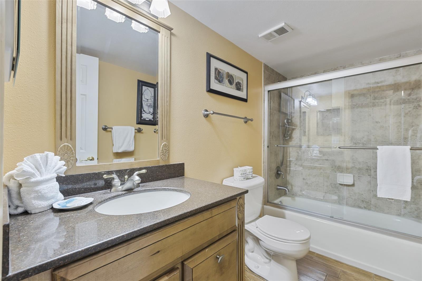 SEA CLUB OF INDIAN SHORES - Residential