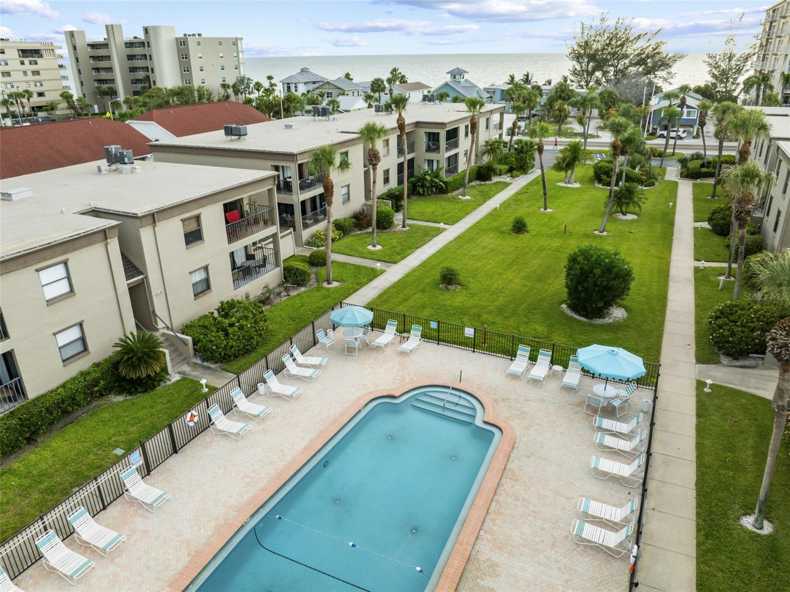 SEA CLUB OF INDIAN SHORES - Residential