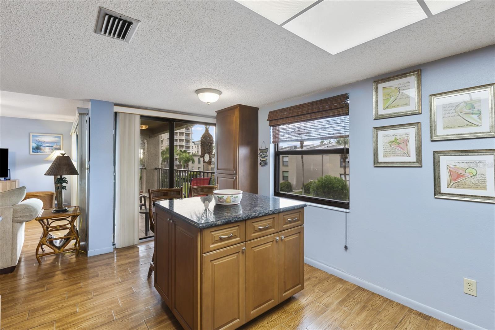 SEA CLUB OF INDIAN SHORES - Residential