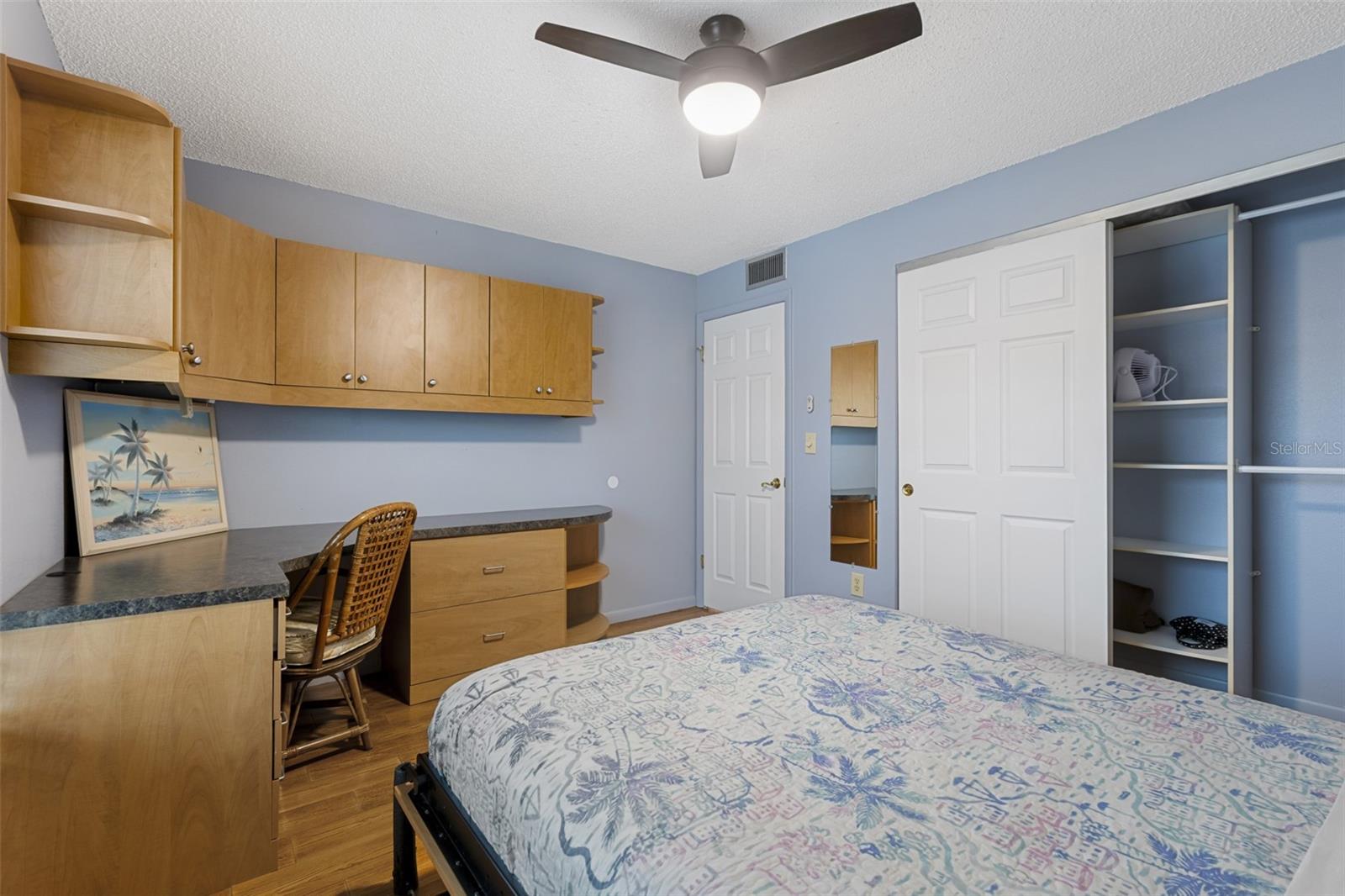 SEA CLUB OF INDIAN SHORES - Residential