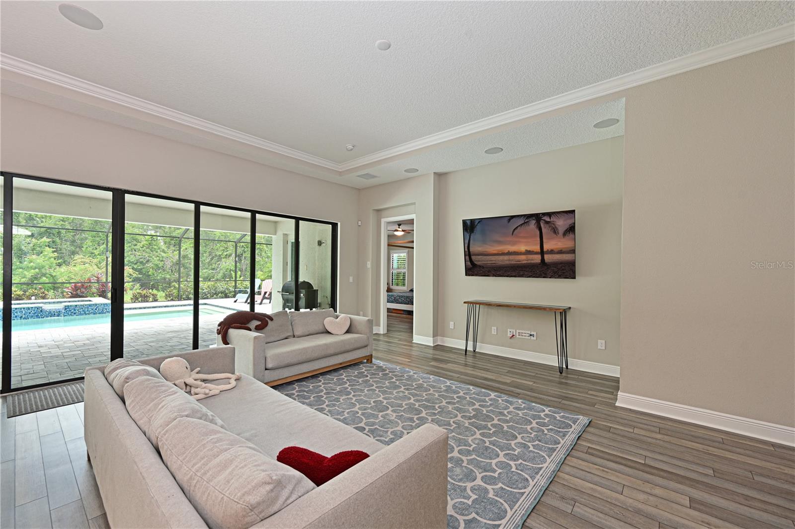 8916 ISABELLA CIRCLE