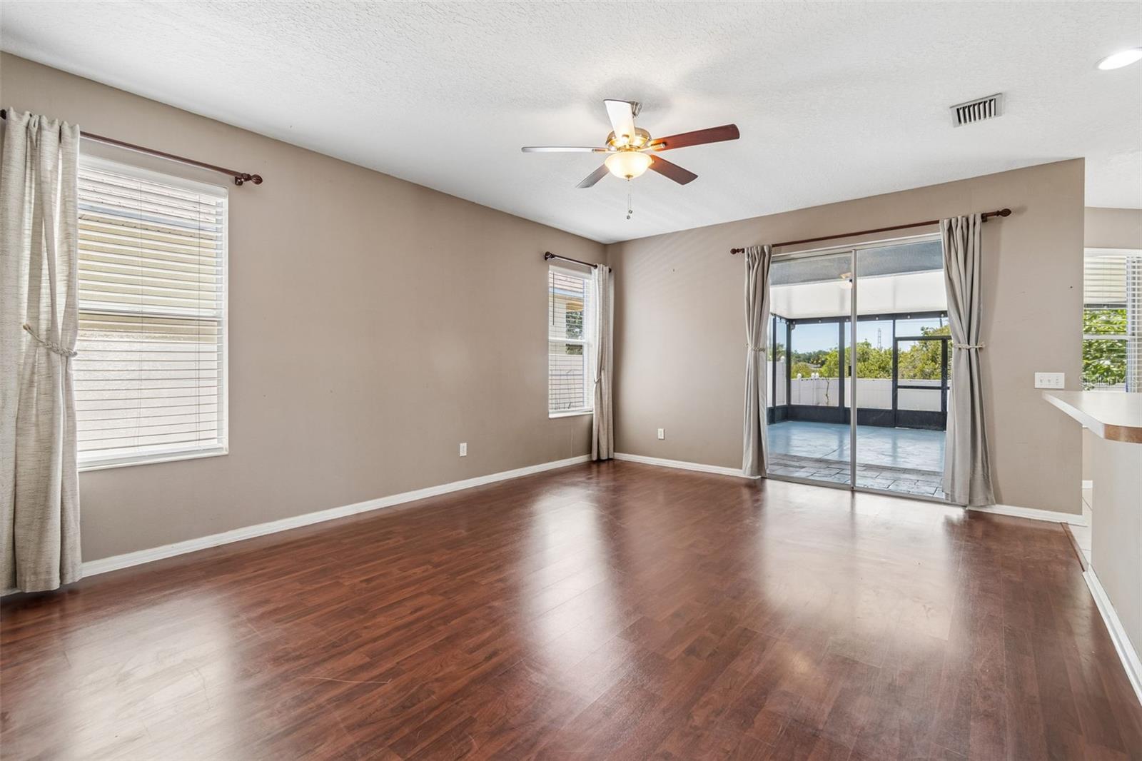 PARKWAY CENTER SINGLE FAMILY P - Residential