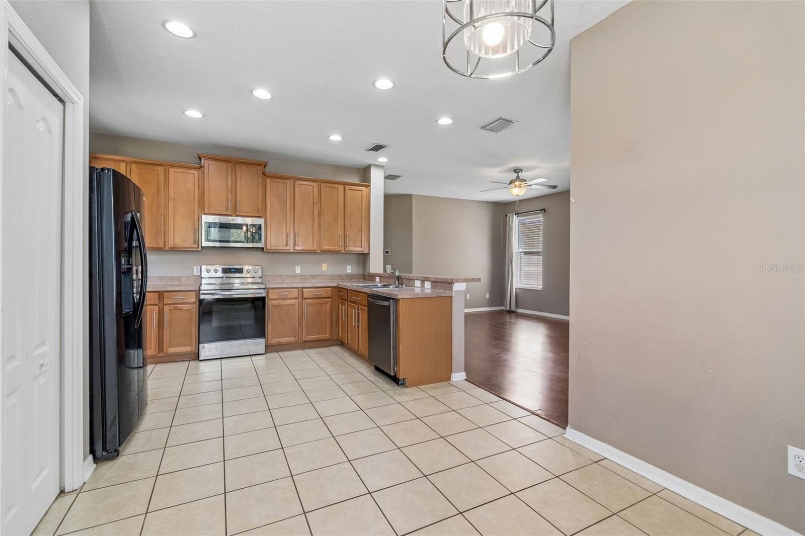 PARKWAY CENTER SINGLE FAMILY P - Residential