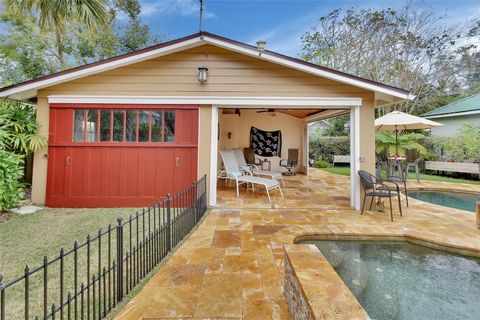 A home in DELAND