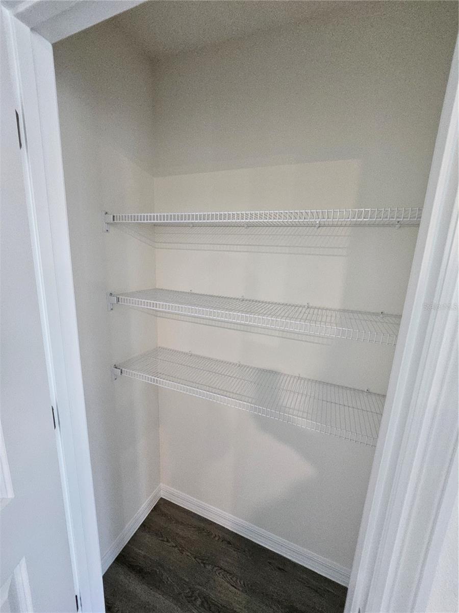 TWO RIVERS - Residential Lease