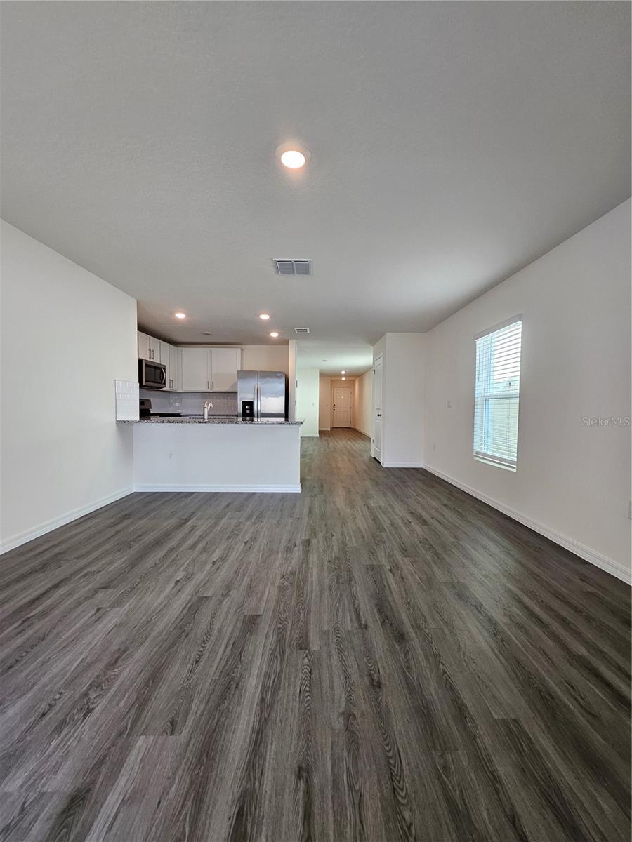 TWO RIVERS - Residential Lease