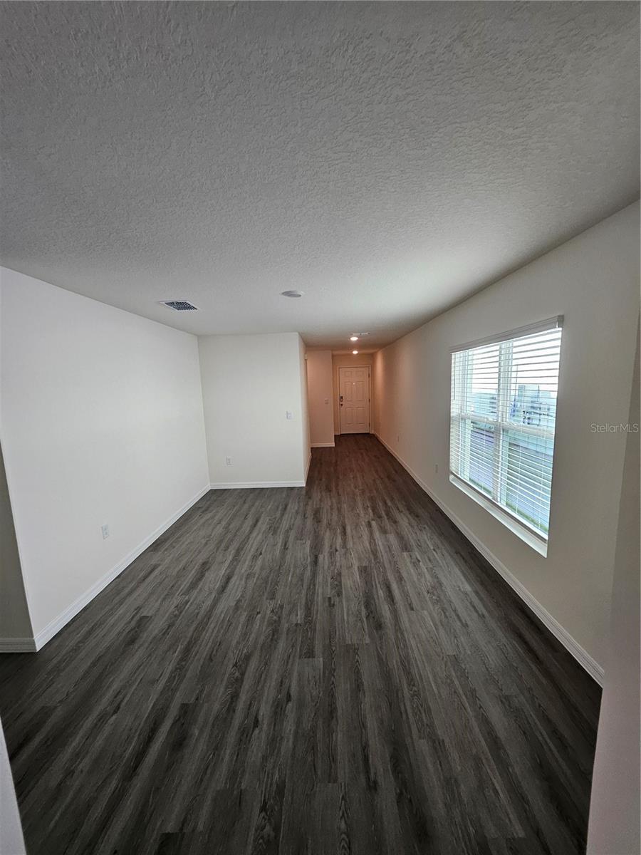 TWO RIVERS - Residential Lease