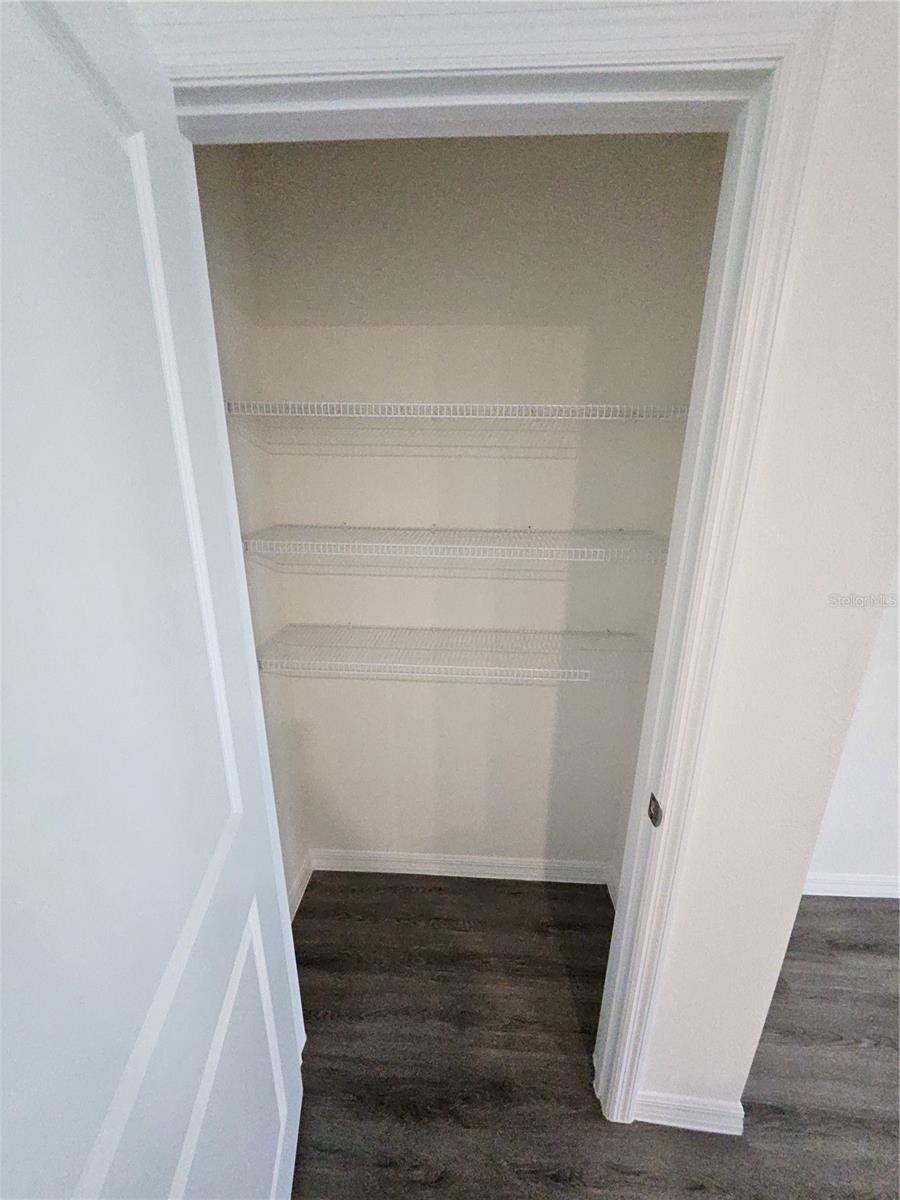 TWO RIVERS - Residential Lease