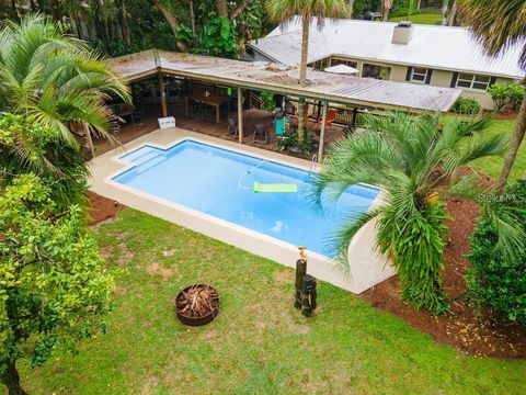 Tiny photo for 3341 SE 45th Street, Ocala, FL 34480 (MLS # OM715001)