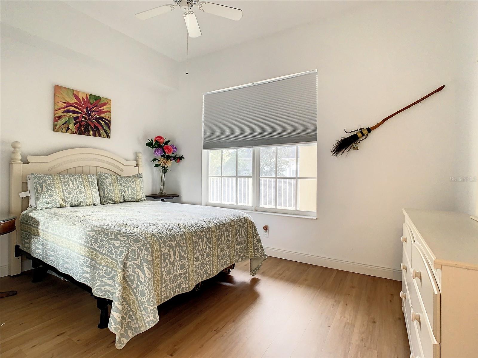 SPRING PARK TERRACES CONDO PH 12 - Residential Lease