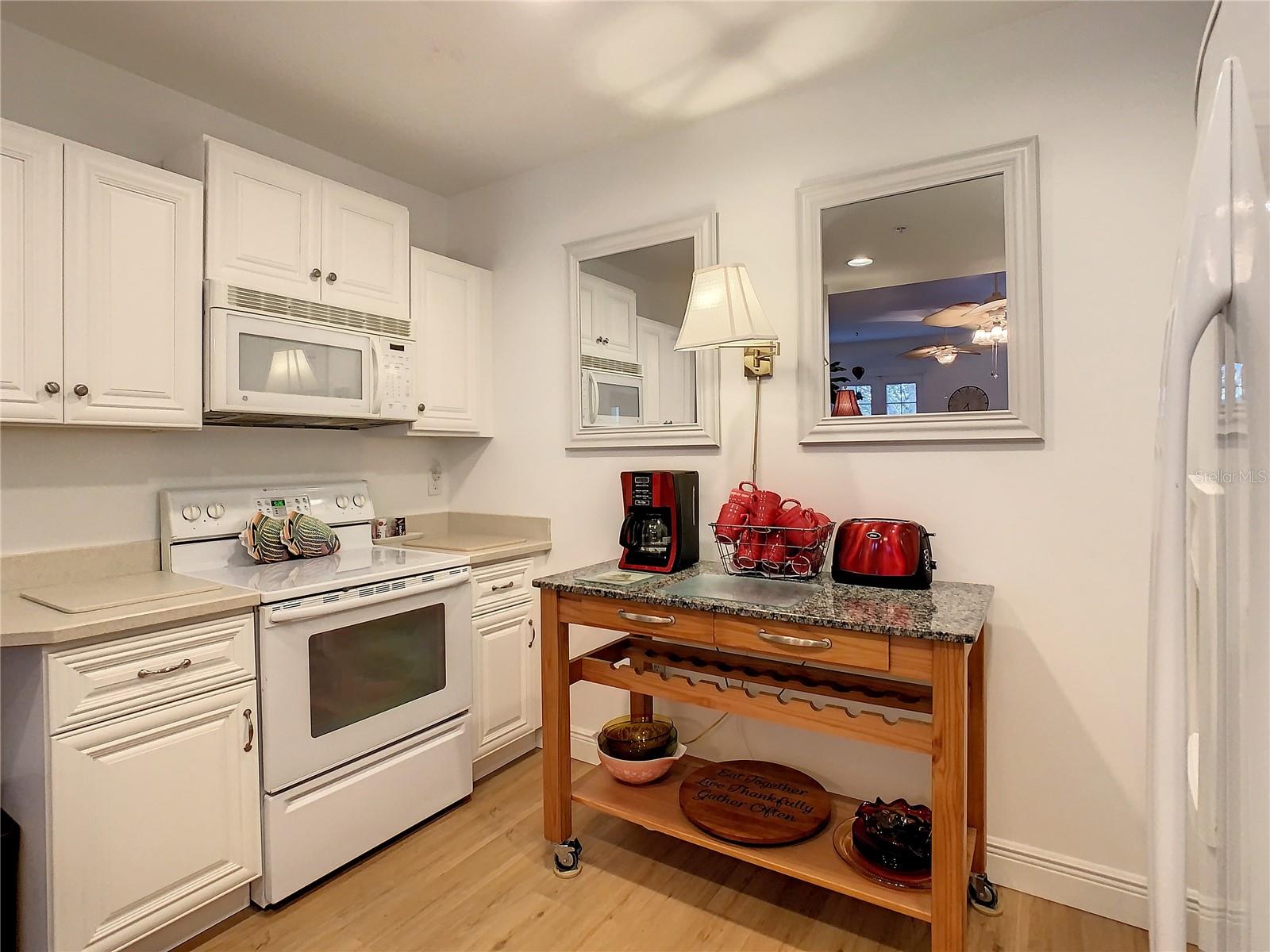 SPRING PARK TERRACES CONDO PH 12 - Residential Lease