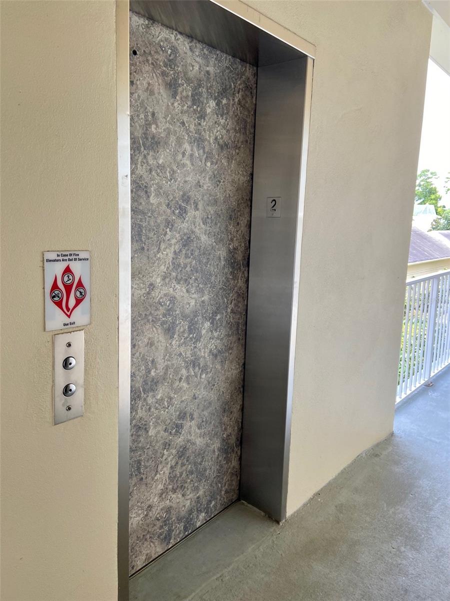 SPRING PARK TERRACES CONDO PH 12 - Residential Lease