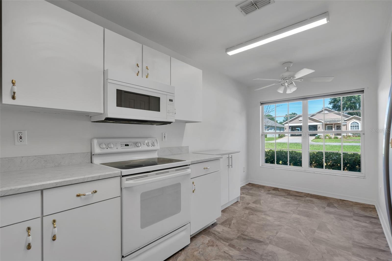 MANCHESTER AT KINGS RIDGE PH I - Residential