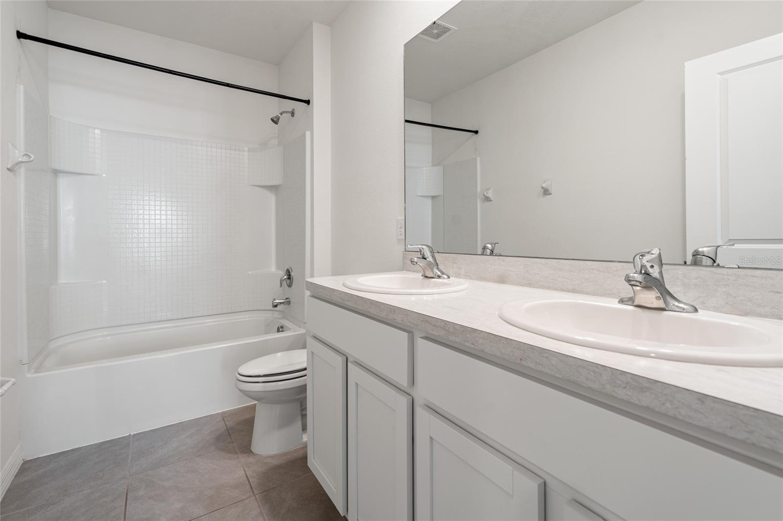 AVALON PARK WEST PH 3 - Residential