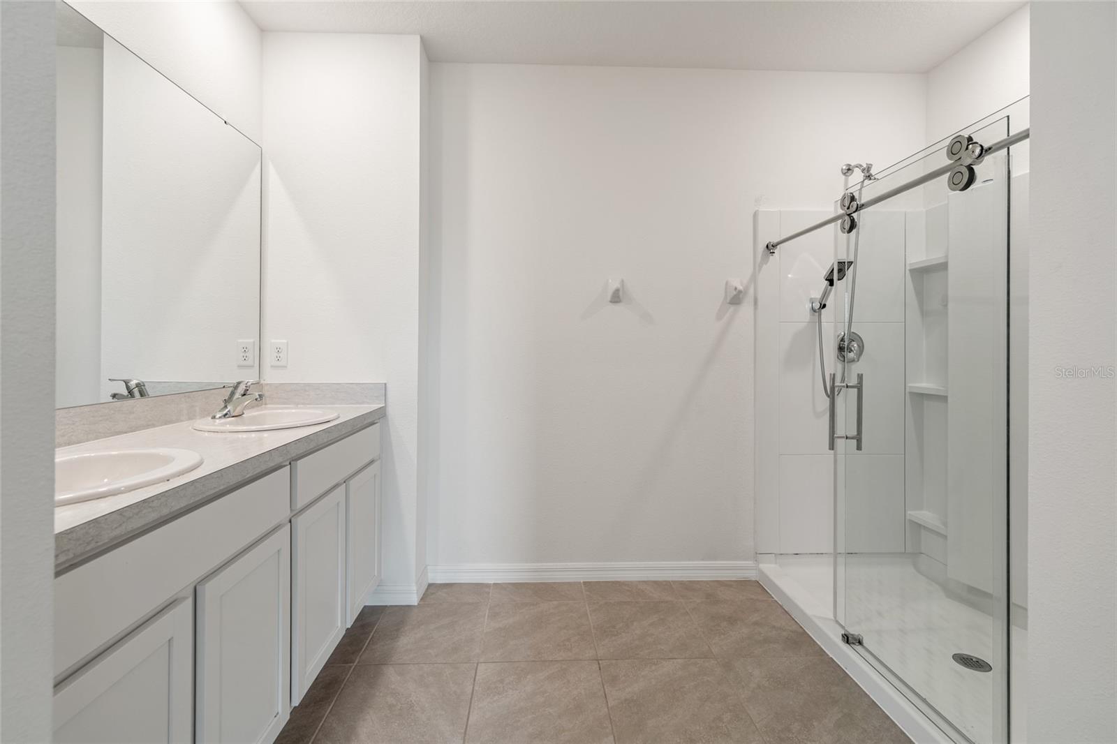 AVALON PARK WEST PH 3 - Residential