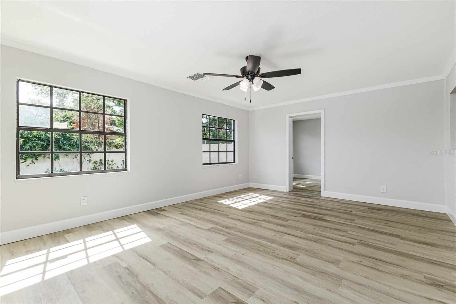 527 PRINCESS PLACE