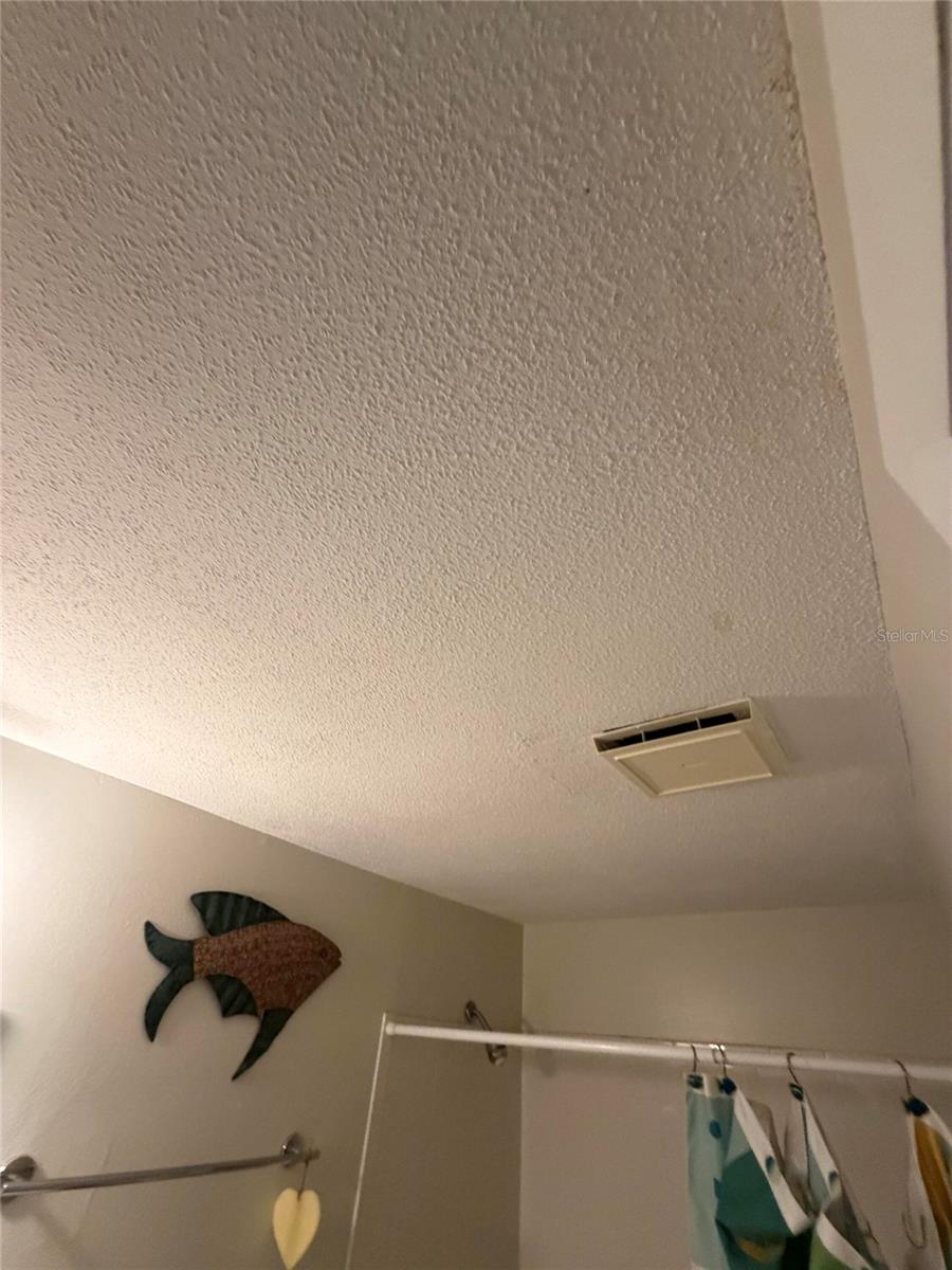 CIRCLE WOODS OF VENICE 2 - Residential