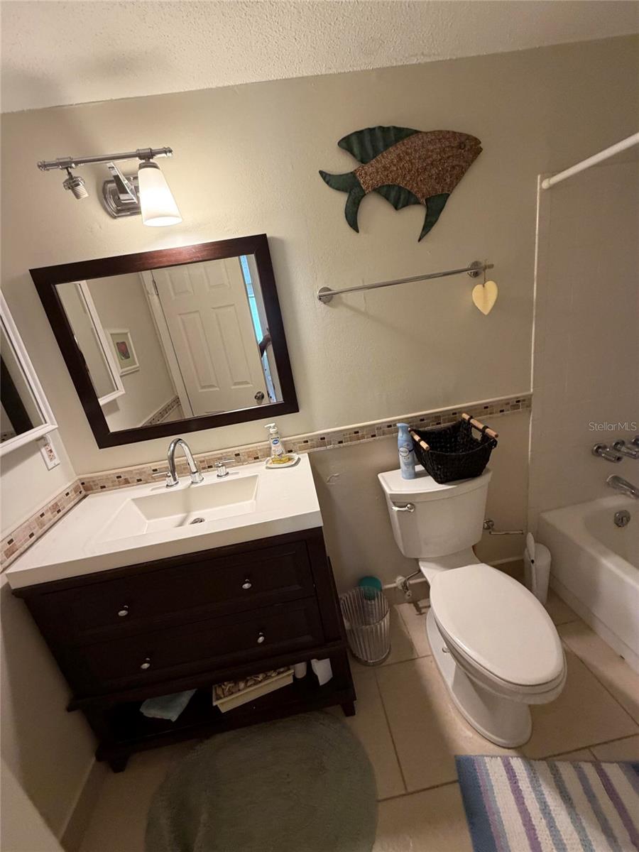 662 CIRCLEWOOD DRIVE V4