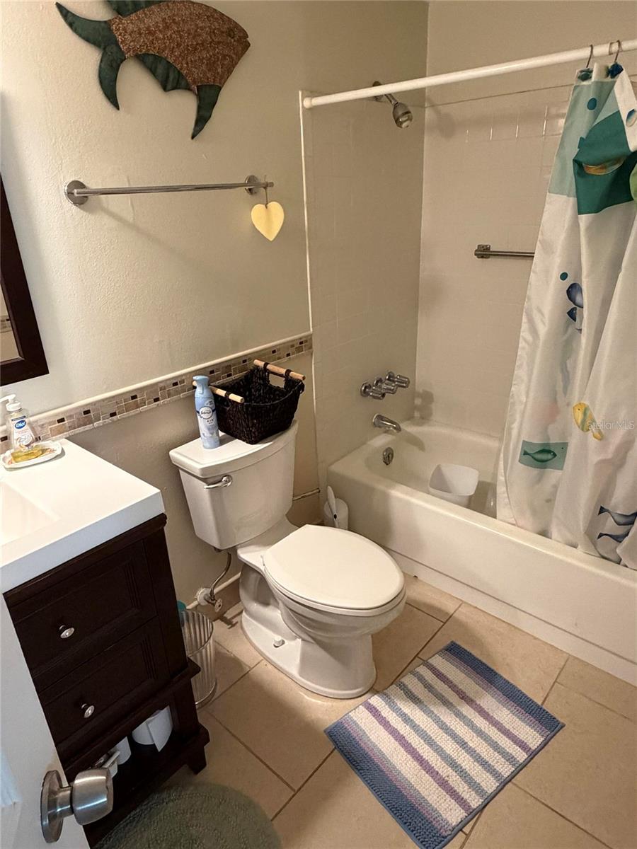 CIRCLE WOODS OF VENICE 2 - Residential