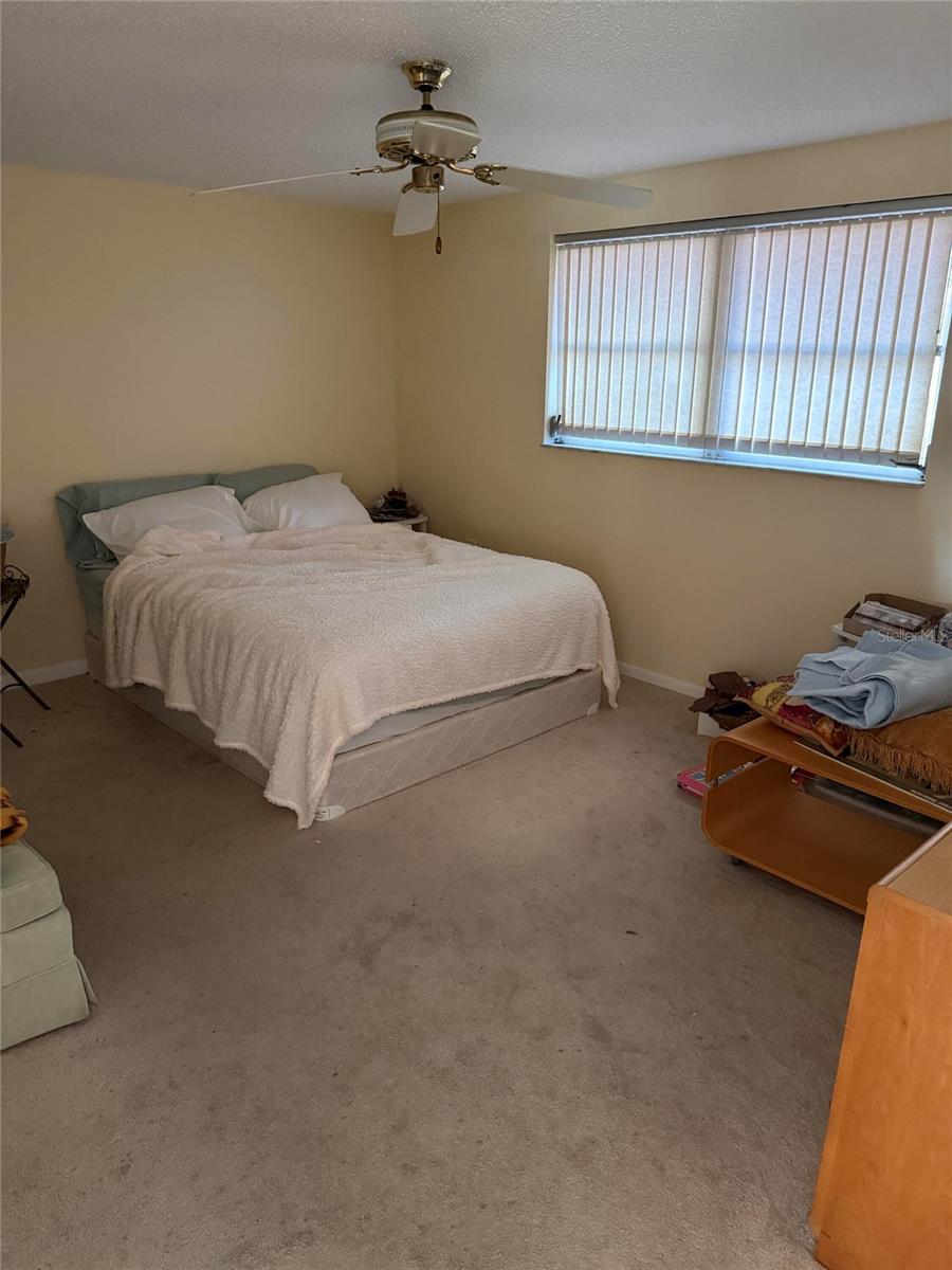 CIRCLE WOODS OF VENICE 2 - Residential